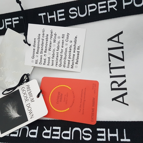 SOLD* Aritzia TNA SuperPuff, matte black, XS - Picture 8 of 8